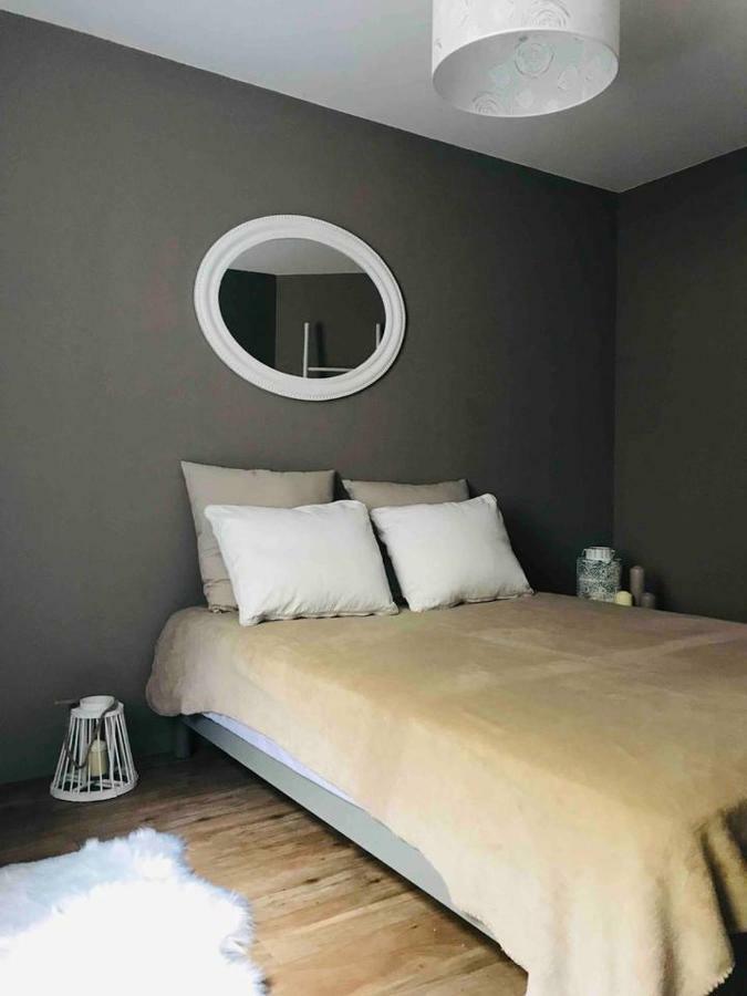 60 Rue Du Port Granville Bagian luar foto